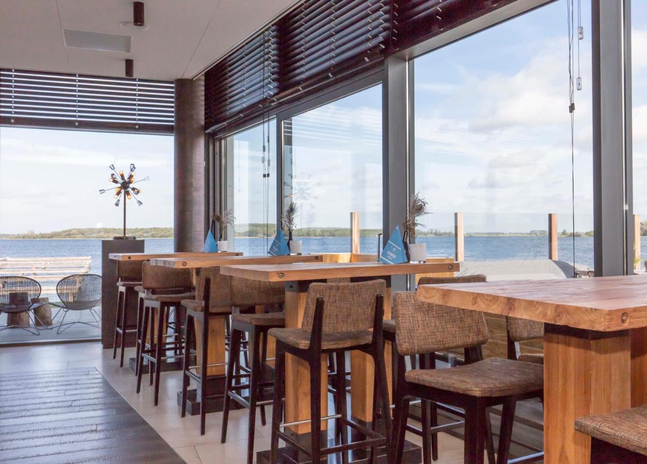 Fletcher Hotel-Restaurant Het Veerse Meer Arnemuiden Exterior foto